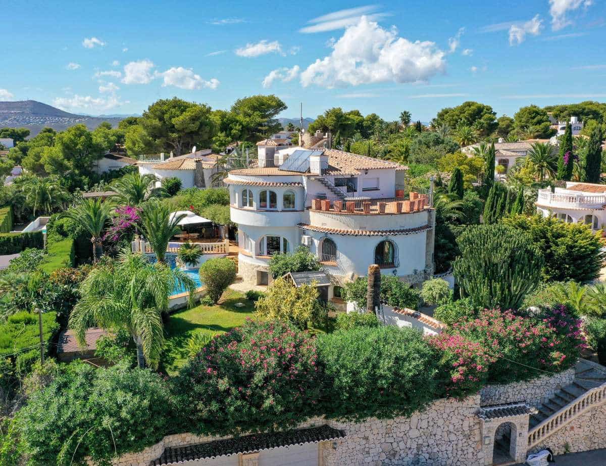 5 soveværelse Villa til salg i Javea / Xabia med swimmingpool garage - € 1.850.000 (Ref: 9765508)