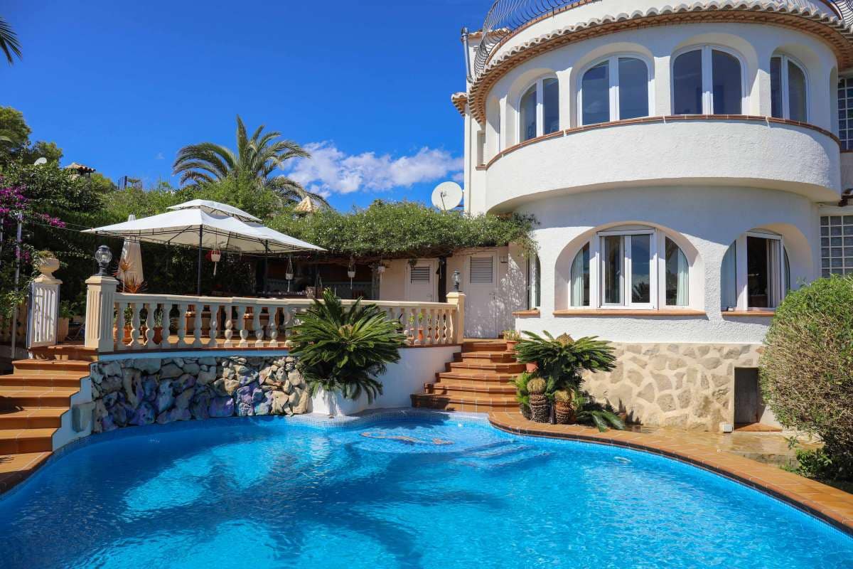 5 soveværelse Villa til salg i Javea / Xabia med swimmingpool garage - € 1.850.000 (Ref: 9765508)