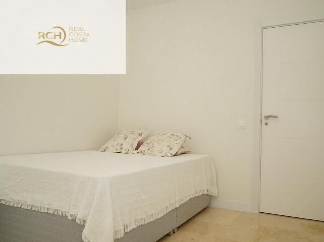 6 quarto Moradia para venda em La Nucia com piscina - 1 200 000 € (Ref: 9765530)