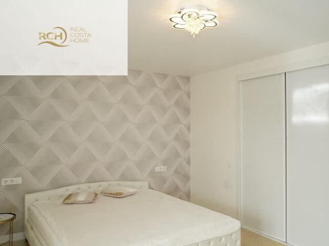 6 quarto Moradia para venda em La Nucia com piscina - 1 200 000 € (Ref: 9765530)