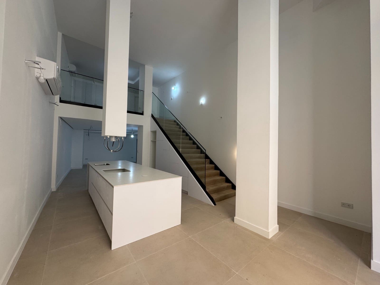 2 slaapkamer Appartement te koop in Alicante stad - € 395.000 (Ref: 9765571)