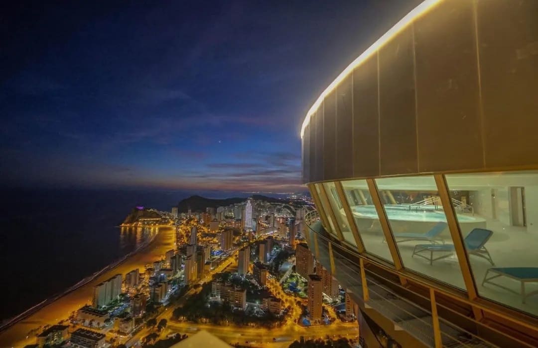 2 chambre Appartement à vendre à Benidorm avec garage - 650 000 € (Ref: 9765574)