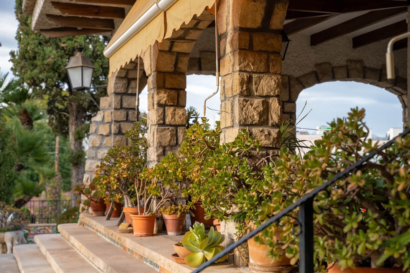 8 soverom Villa til salgs i Alicante by med svømmebasseng - € 1 600 000 (Ref: 9765576)