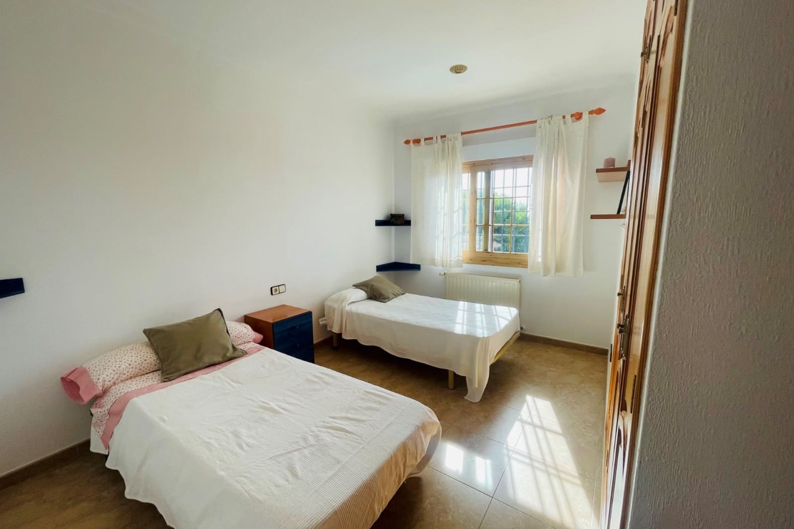 6 bedroom Villa for sale in Altea with pool garage - € 1,800,000 (Ref: 9765681)