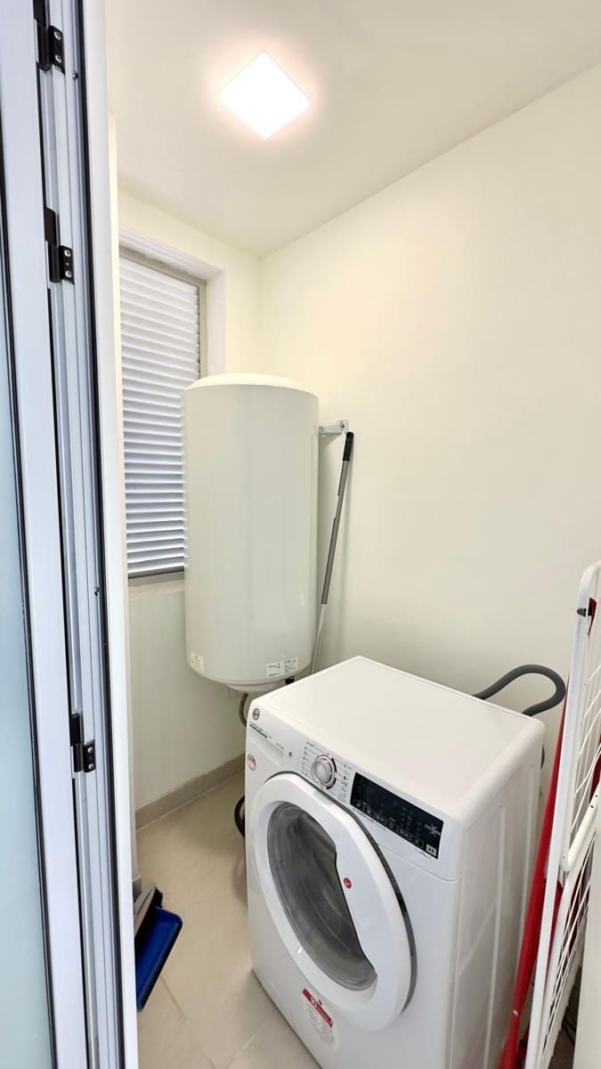 2 bedroom Apartment for sale in Finestrat with pool - € 290,000 (Ref: 9765739)