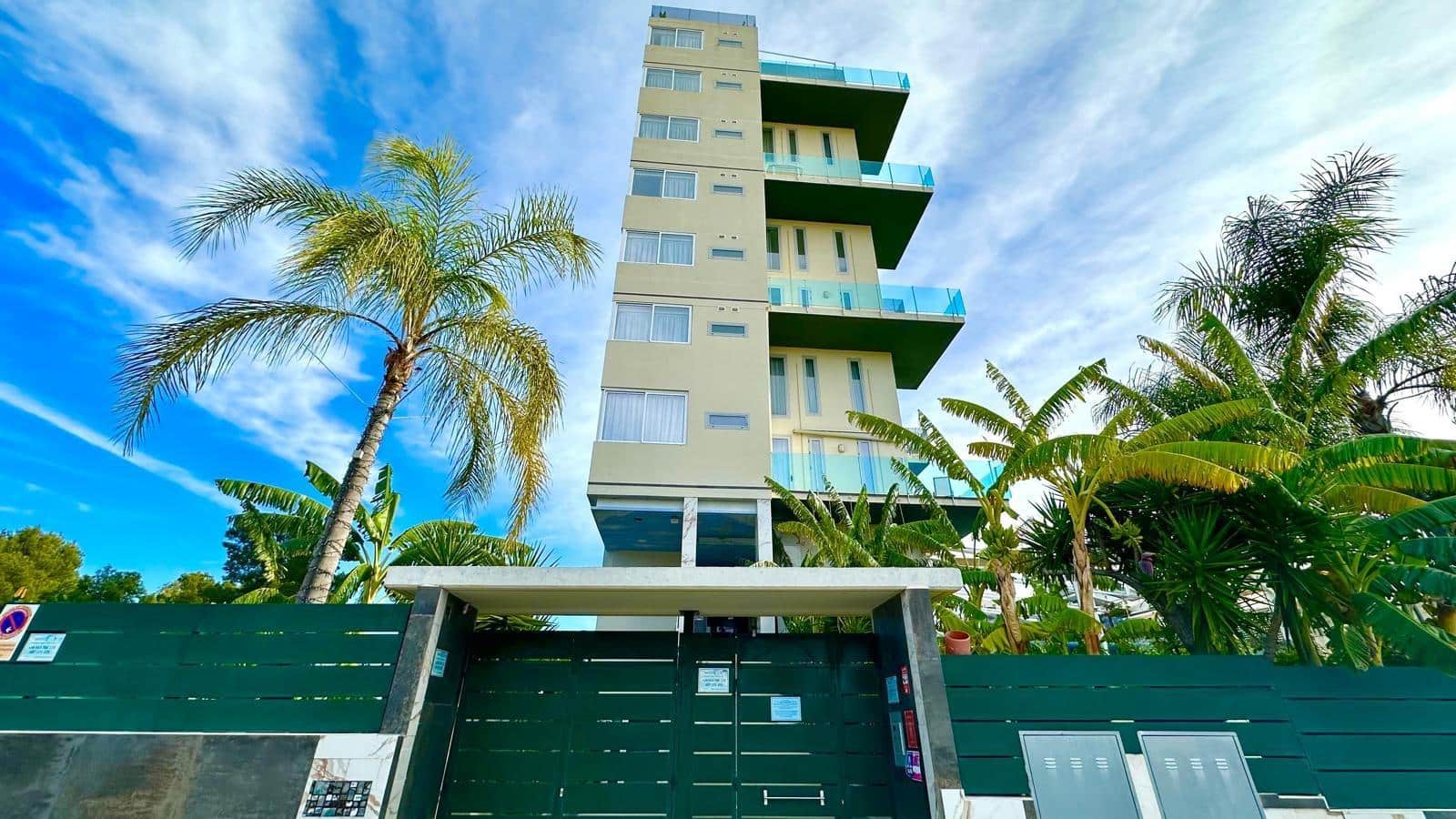 Apartamento de 2 habitaciones en Finestrat en venta con piscina - 280.000 € (Ref: 9765743)