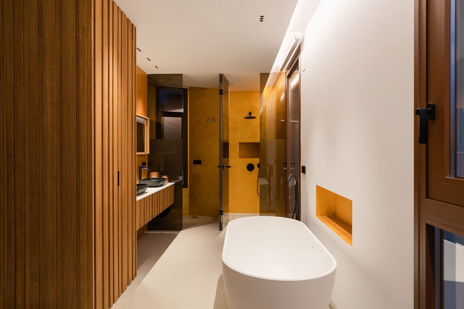 4 slaapkamer Villa te koop in Benidorm met garage - € 2.825.000 (Ref: 9765851)