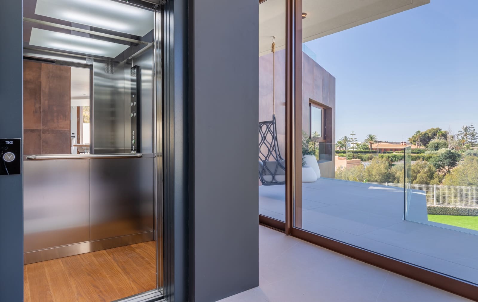 4 slaapkamer Villa te koop in Benidorm met garage - € 2.825.000 (Ref: 9765851)