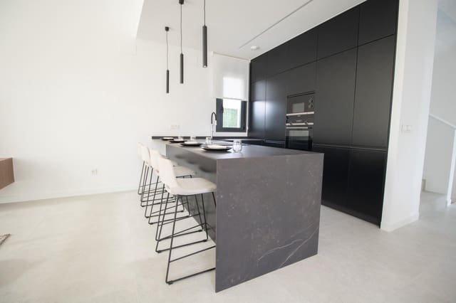 3 quarto Moradia para venda em Finestrat com piscina - 579 000 € (Ref: 9765894)