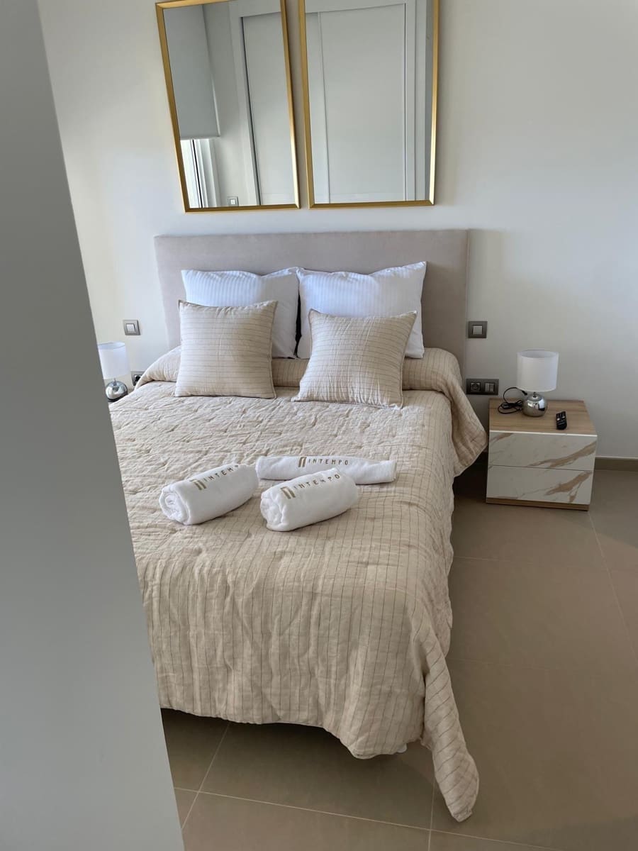 1 slaapkamer Appartement te koop in Benidorm - € 420.000 (Ref: 9765898)