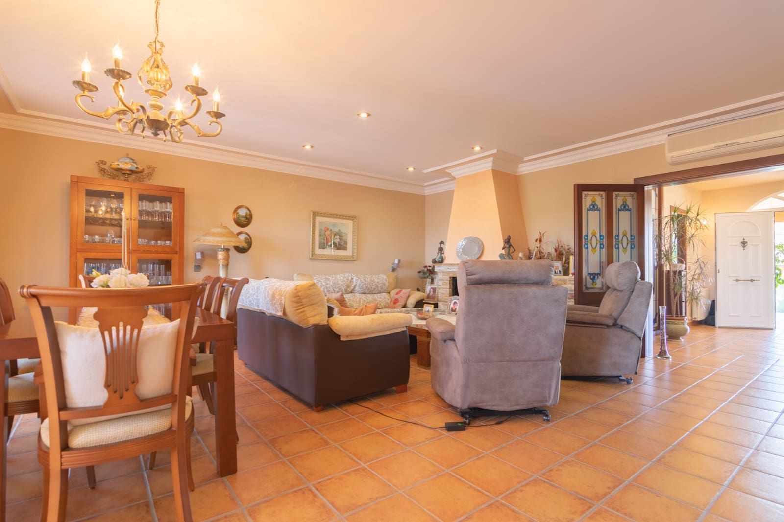 7 soveværelse Villa til salg i Alfaz del Pi / L'Alfas del Pi med garage - € 830.000 (Ref: 9765902)