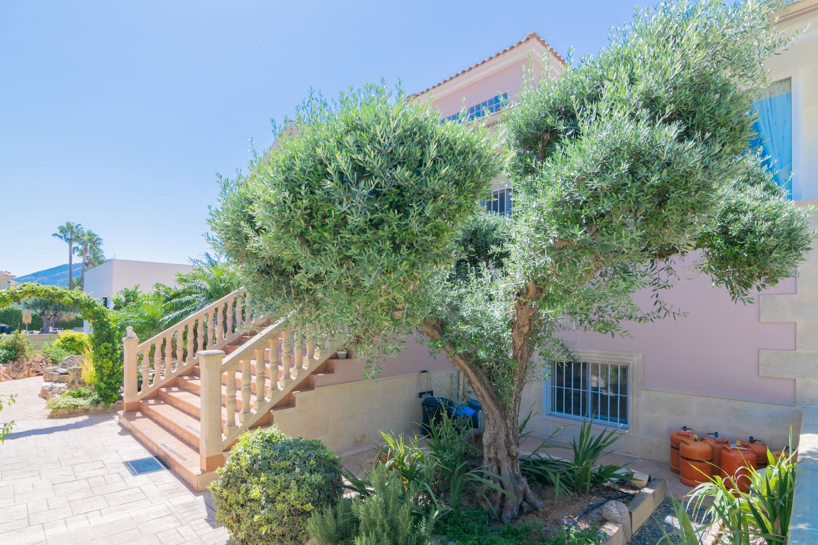 7 soveværelse Villa til salg i Alfaz del Pi / L'Alfas del Pi med garage - € 830.000 (Ref: 9765902)