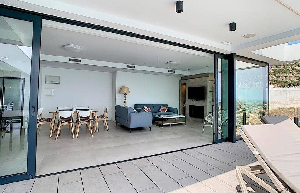 4 soveværelse Villa til salg i Benitachell / Benitatxell med swimmingpool garage - € 1.350.000 (Ref: 9765941)