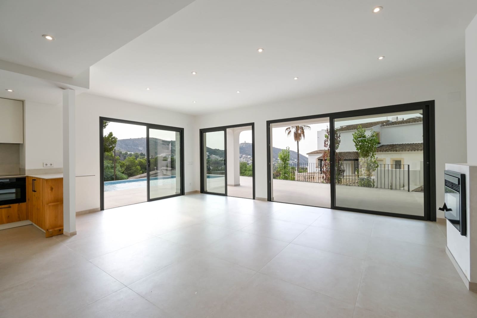 4 soveværelse Villa til salg i Moraira med garage - € 1.495.000 (Ref: 9765978)