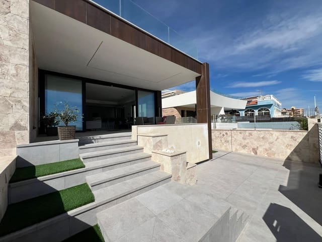 5 camera da letto Villa in vendita in Torrevieja - 1.900.000 € (Rif: 9765981)