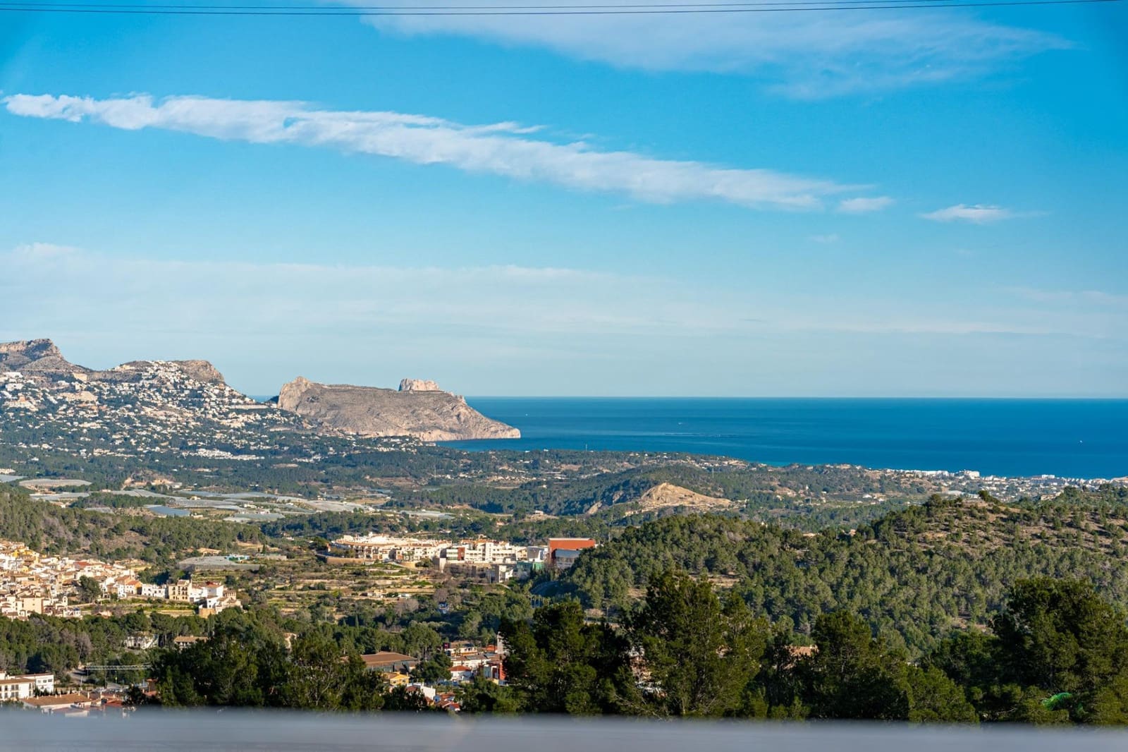 Chalet de 3 habitaciones en Polop en venta con piscina - 649.000 € (Ref: 9766031)