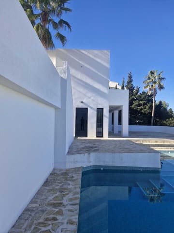 4 makuuhuone Huvila myytävänä paikassa Javea / Xàbia mukana uima-altaan 
autotalli - 995 000 € (Ref: 9766040)