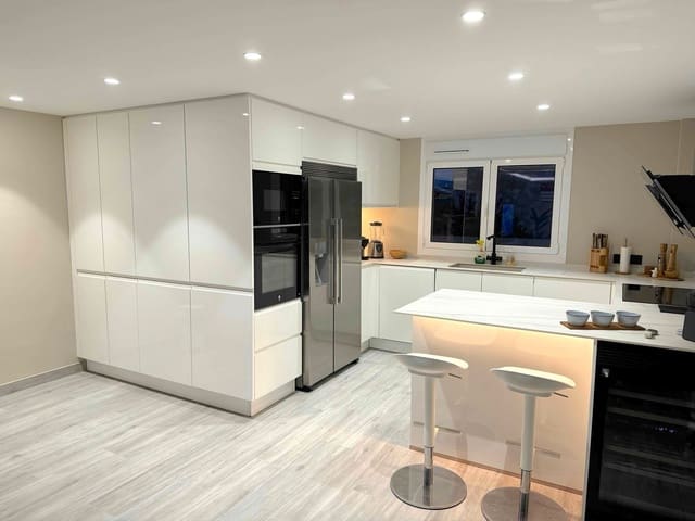 4 chambre Villa/Maison à vendre à Alfaz del Pi / L'Alfàs del Pi - 1 195 000 € (Ref: 9766078)