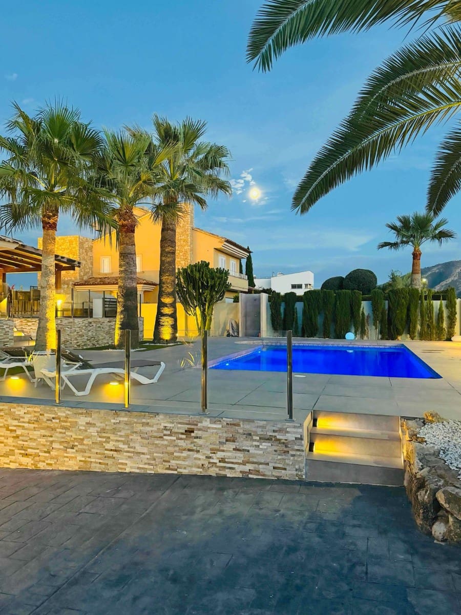 4 quarto Moradia para venda em Alfaz del Pi / L'Alfas del Pi - 1 195 000 € (Ref: 9766078)