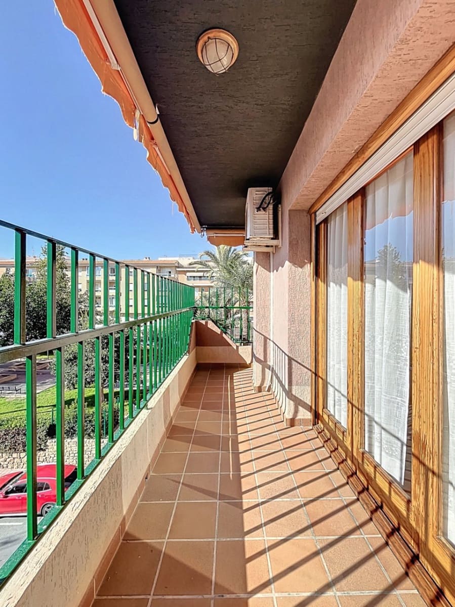 4 bedroom Apartment for sale in Alfaz del Pi / L'Alfas del Pi - € 499,000 (Ref: 9766152)