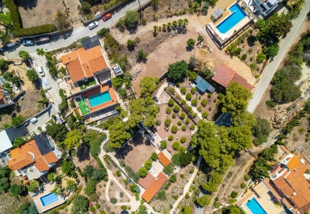 5 sypialnia Willa na sprzedaż w Alfaz del Pi / L'Alfàs del Pi z basenem garażem - 1 095 000 € (Ref: 9766215)