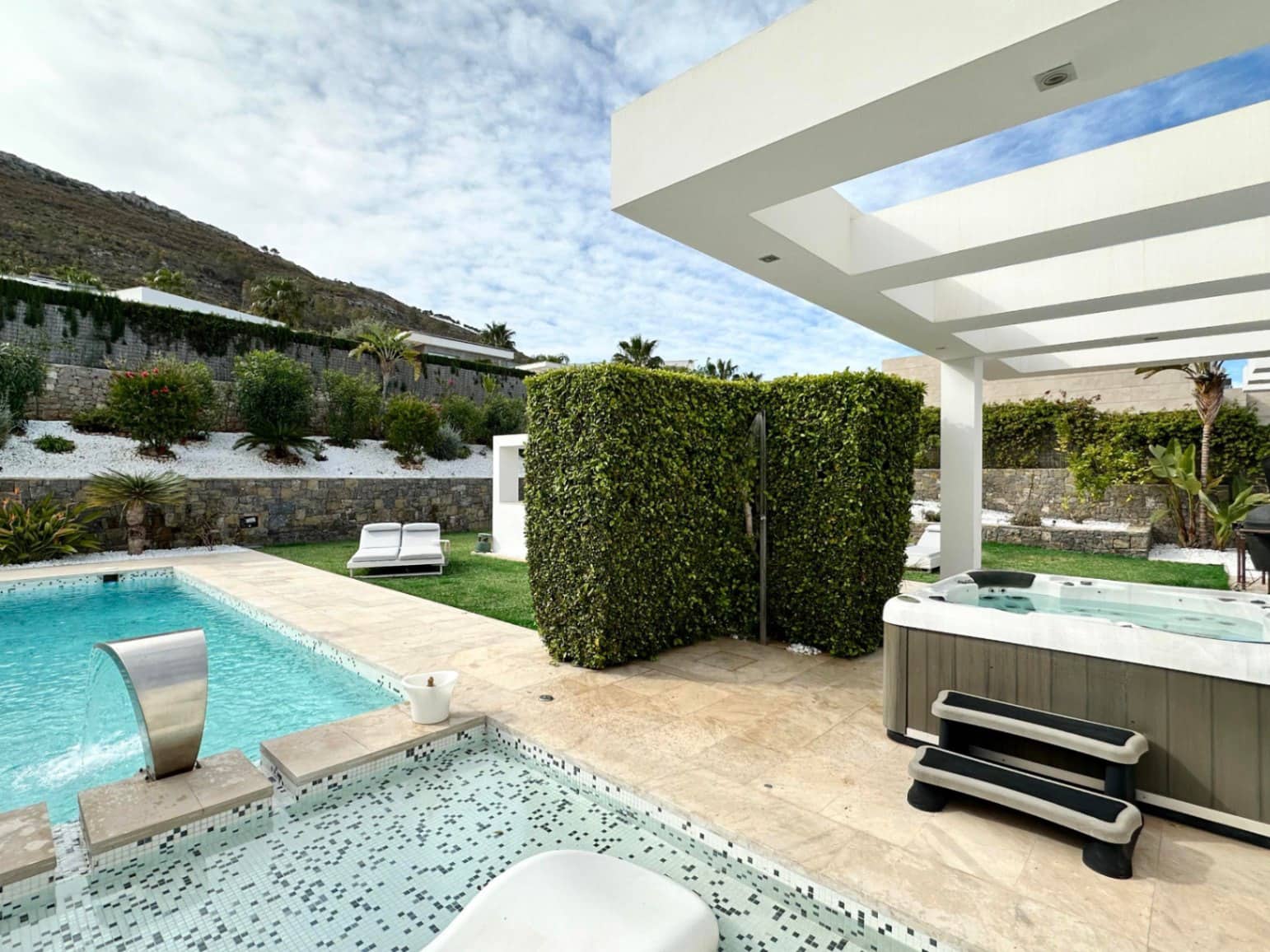 5 slaapkamer Villa te koop in Javea / Xabia met garage - € 2.350.000 (Ref: 9766267)