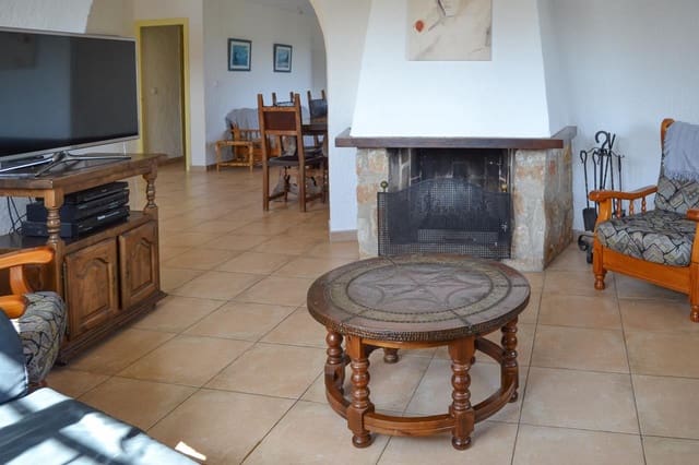 6 Zimmer Villa zu verkaufen in Pedreguer mit Garage - 510.000 € (Ref: 9766270)