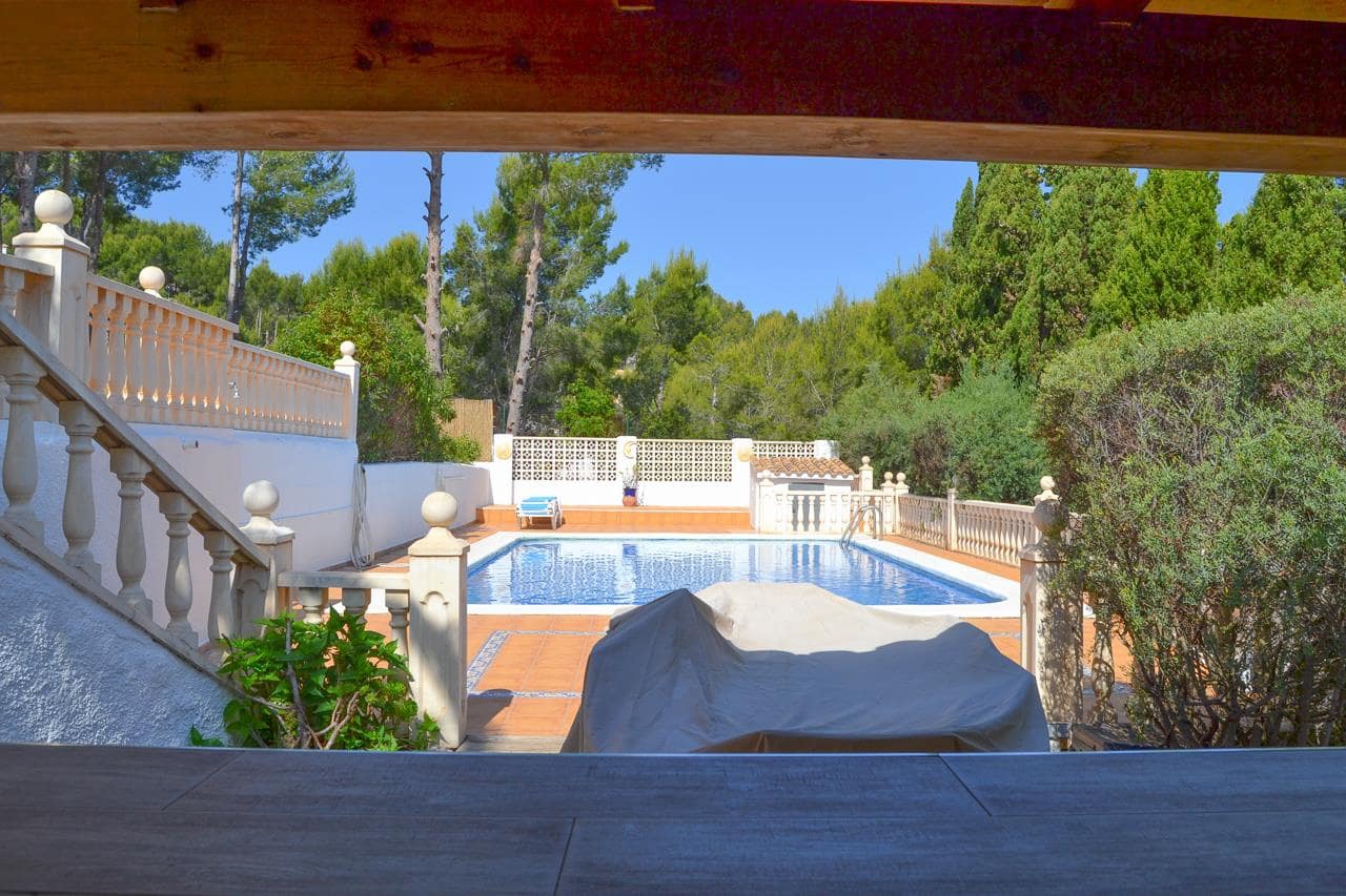 Chalet de 6 habitaciones en Pedreguer en venta con garaje - 510.000 € (Ref: 9766270)