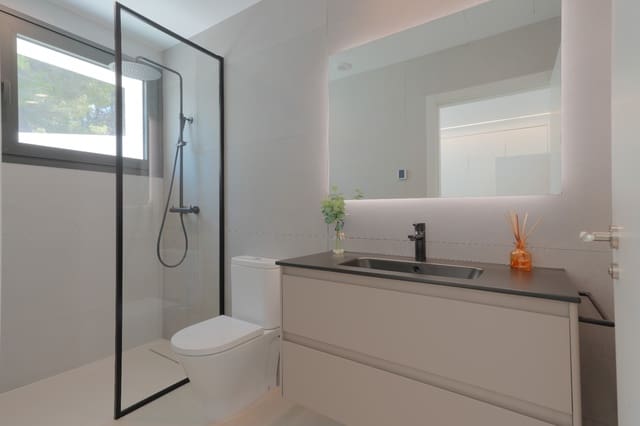 4 soveværelse Villa til salg i Moraira, Teulada-Moraira med garage - € 1.499.000 (Ref: 9766303)