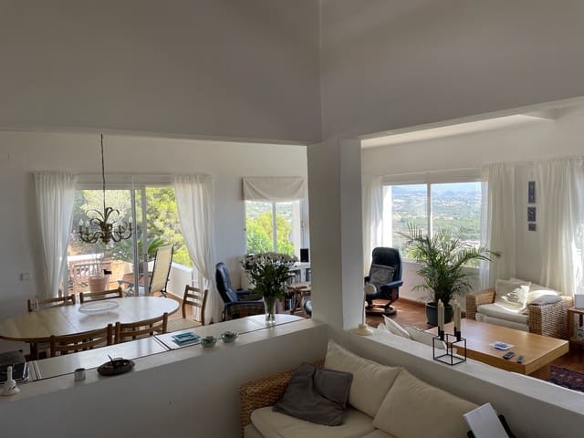 5 soverom Villa til salgs i Calpe / Calp - € 795 000 (Ref: 9766322)