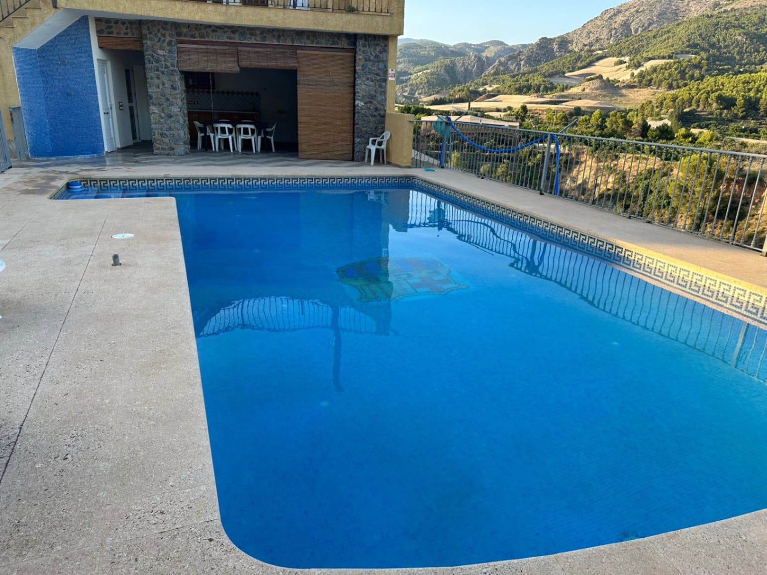 6 soverom Villa til salgs i Callosa d'En Sarria med svømmebasseng garasje - € 950 000 (Ref: 9766329)