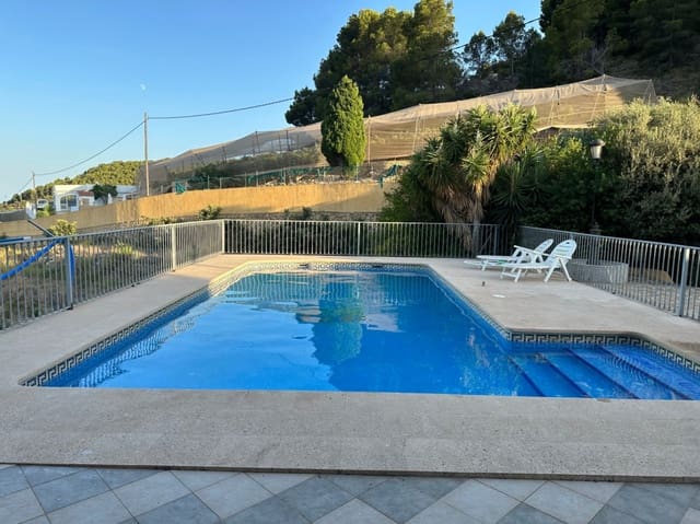 6 sypialnia Willa na sprzedaż w Callosa d'En Sarrià z basenem garażem - 950 000 € (Ref: 9766329)