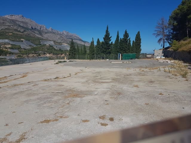 6 sypialnia Willa na sprzedaż w Callosa d'En Sarrià z basenem garażem - 950 000 € (Ref: 9766329)