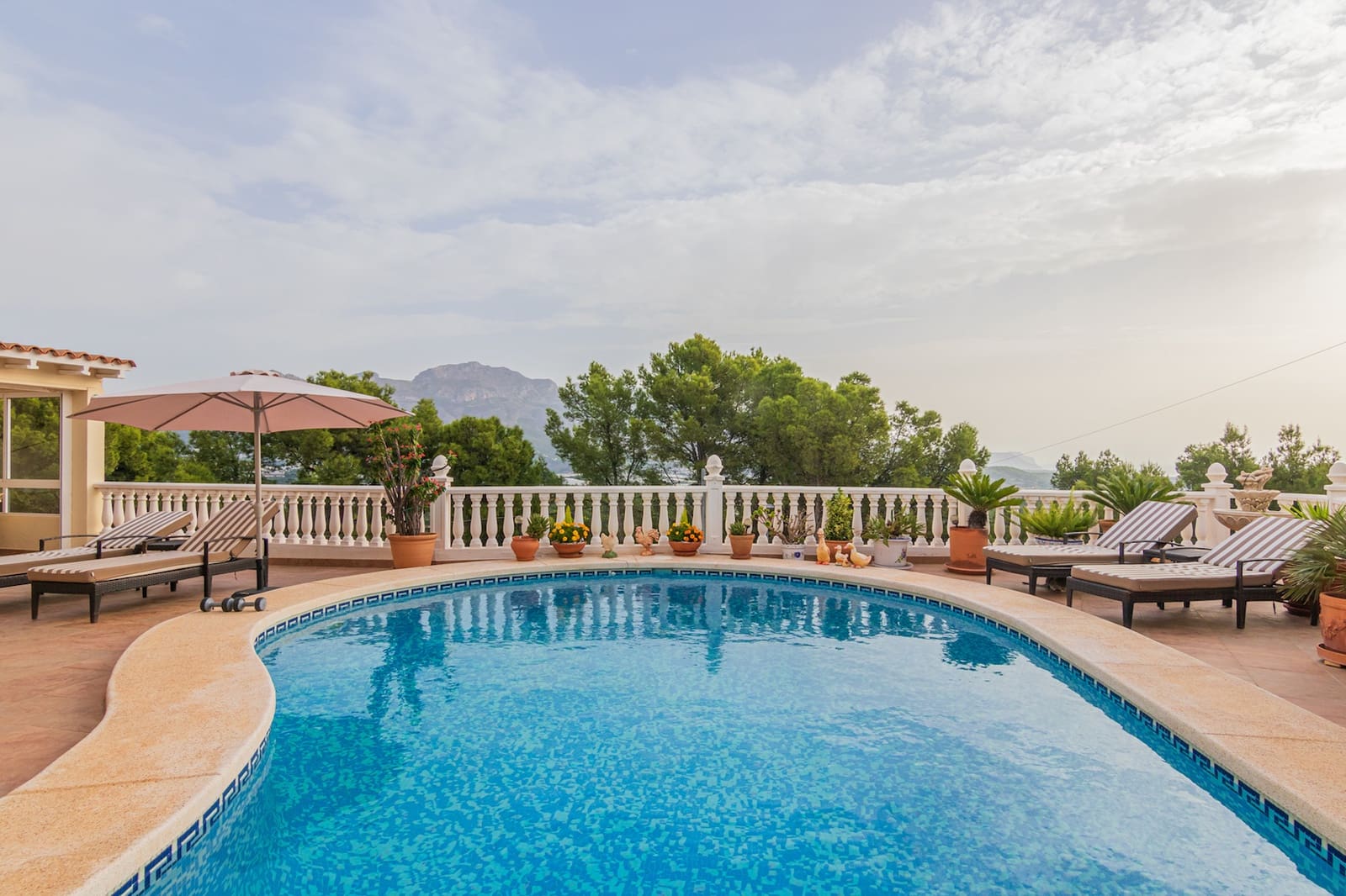 4 camera da letto Villa in vendita in La Nucia con garage - 595.000 € (Rif: 9766368)