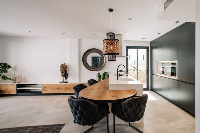 4 makuuhuone Rivitalo myytävänä paikassa Rojales mukana uima-altaan - 599 000 € (Ref: 9766452)