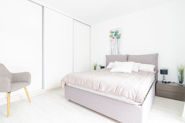 4 chambre Villa/Maison à vendre à Finestrat avec garage - 560 000 € (Ref: 9766721)