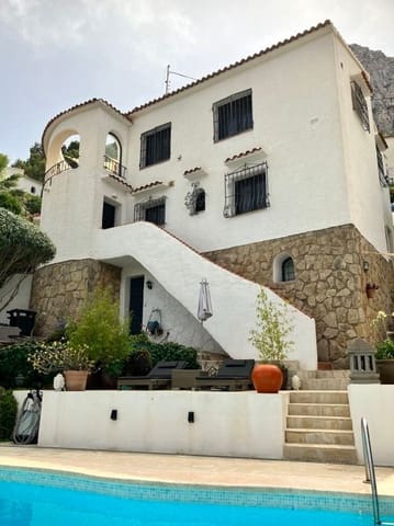 4 Zimmer Villa zu verkaufen in Calpe / Calp - 580.000 € (Ref: 9766722)