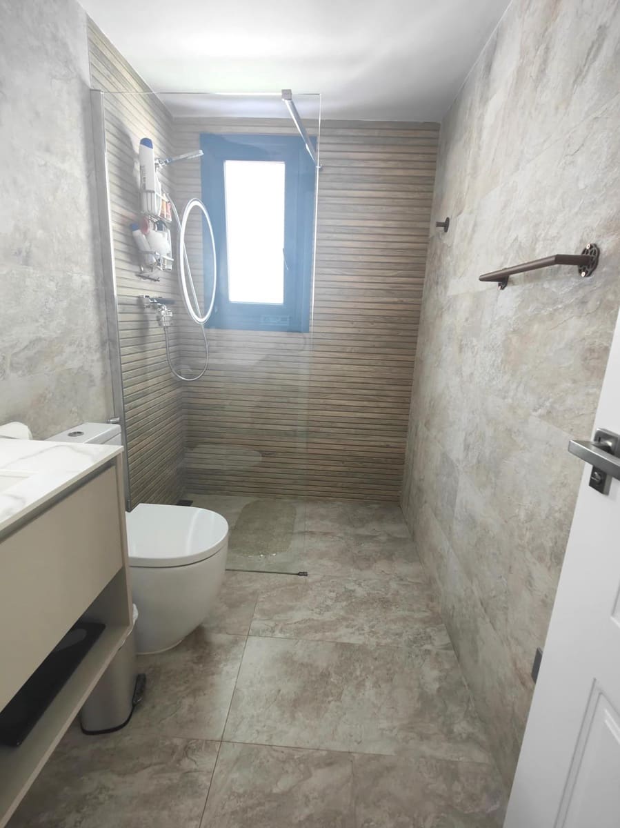 5 makuuhuone Huvila myytävänä paikassa Cabo Roig mukana uima-altaan - 1 559 900 € (Ref: 9766763)