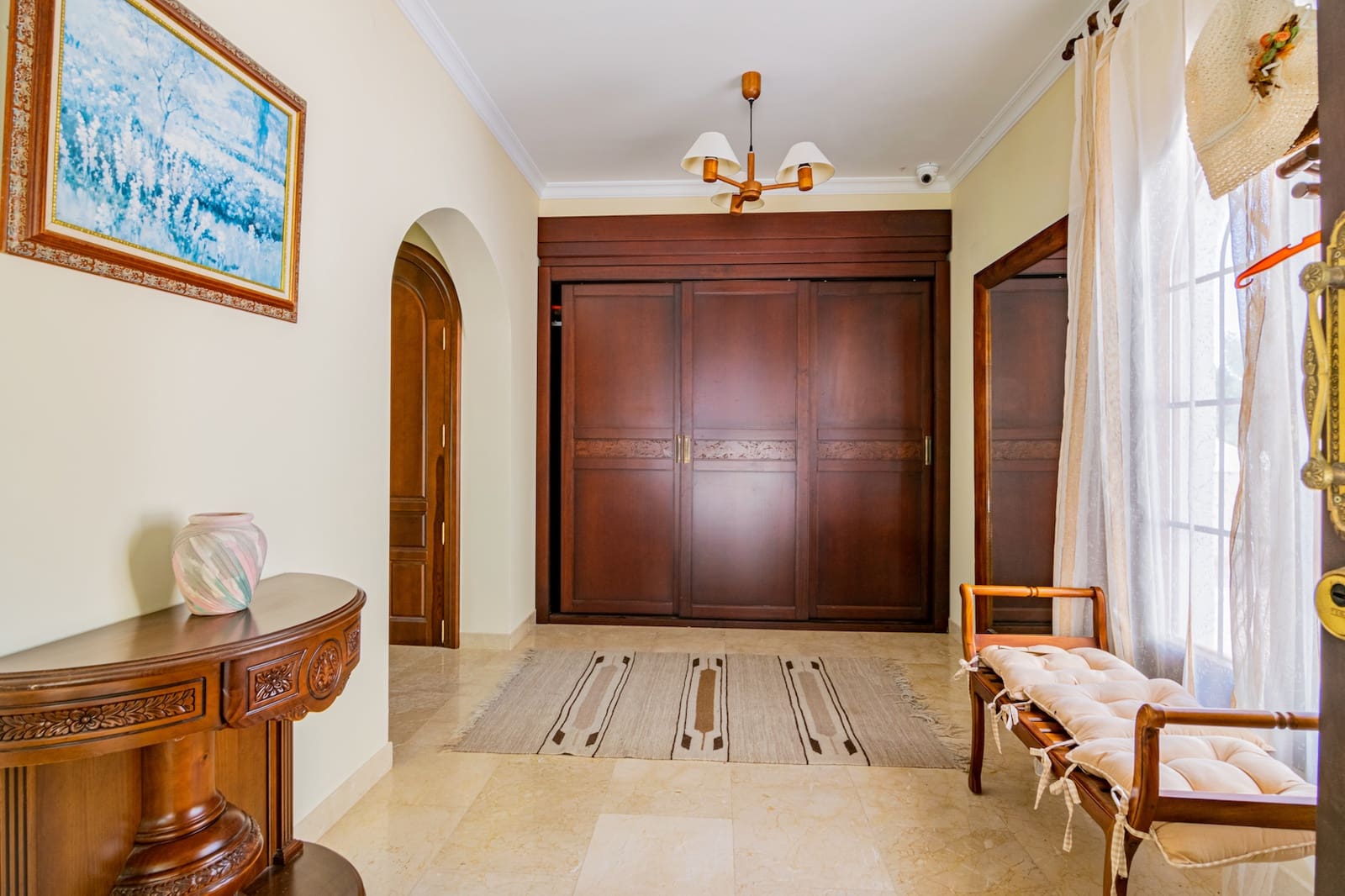 4 bedroom Villa for sale in Altea with garage - € 1,350,000 (Ref: 9766775)