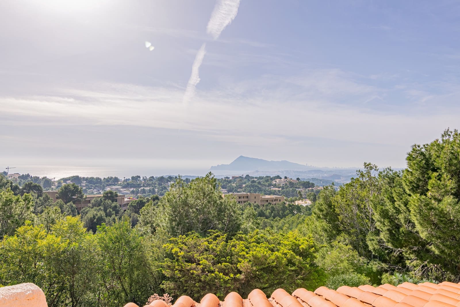 4 bedroom Villa for sale in Altea with garage - € 1,350,000 (Ref: 9766775)