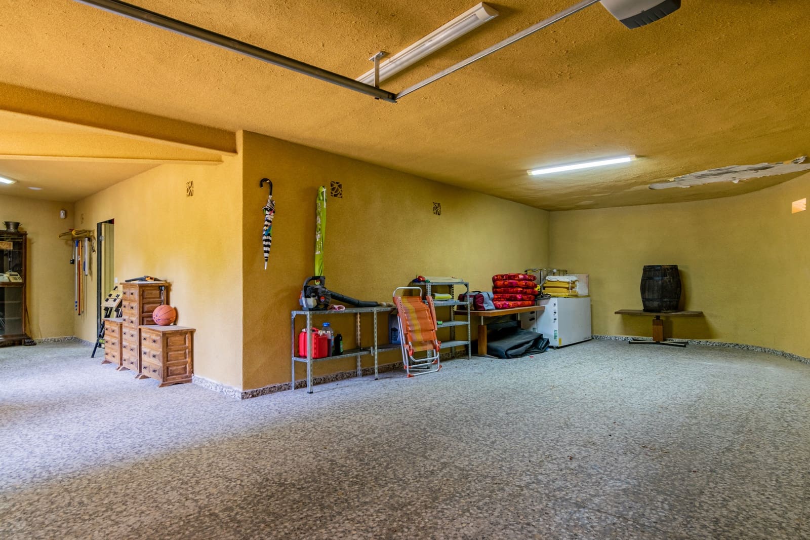 4 bedroom Villa for sale in Altea with garage - € 1,350,000 (Ref: 9766775)