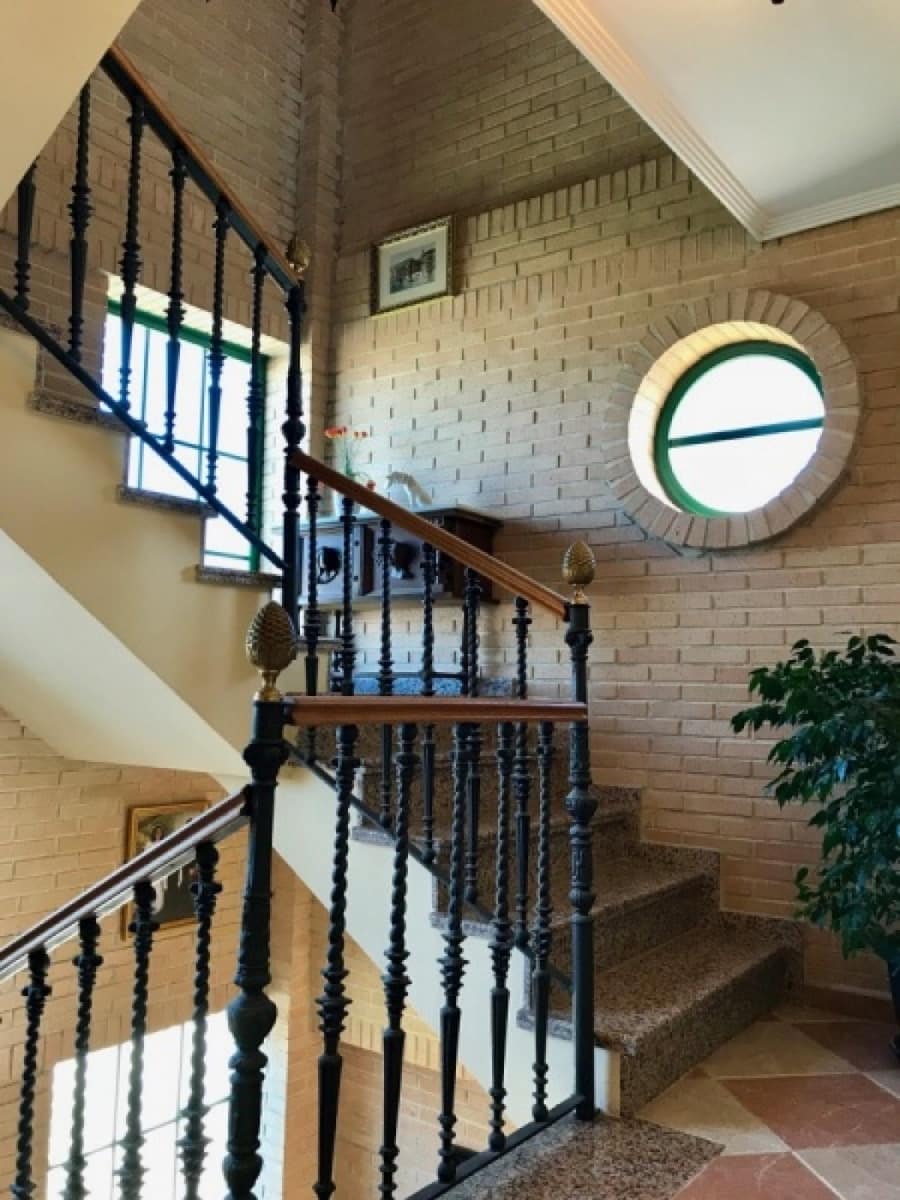 6 quarto Moradia para venda em Benidorm com piscina garagem - 1 150 000 € (Ref: 9766779)