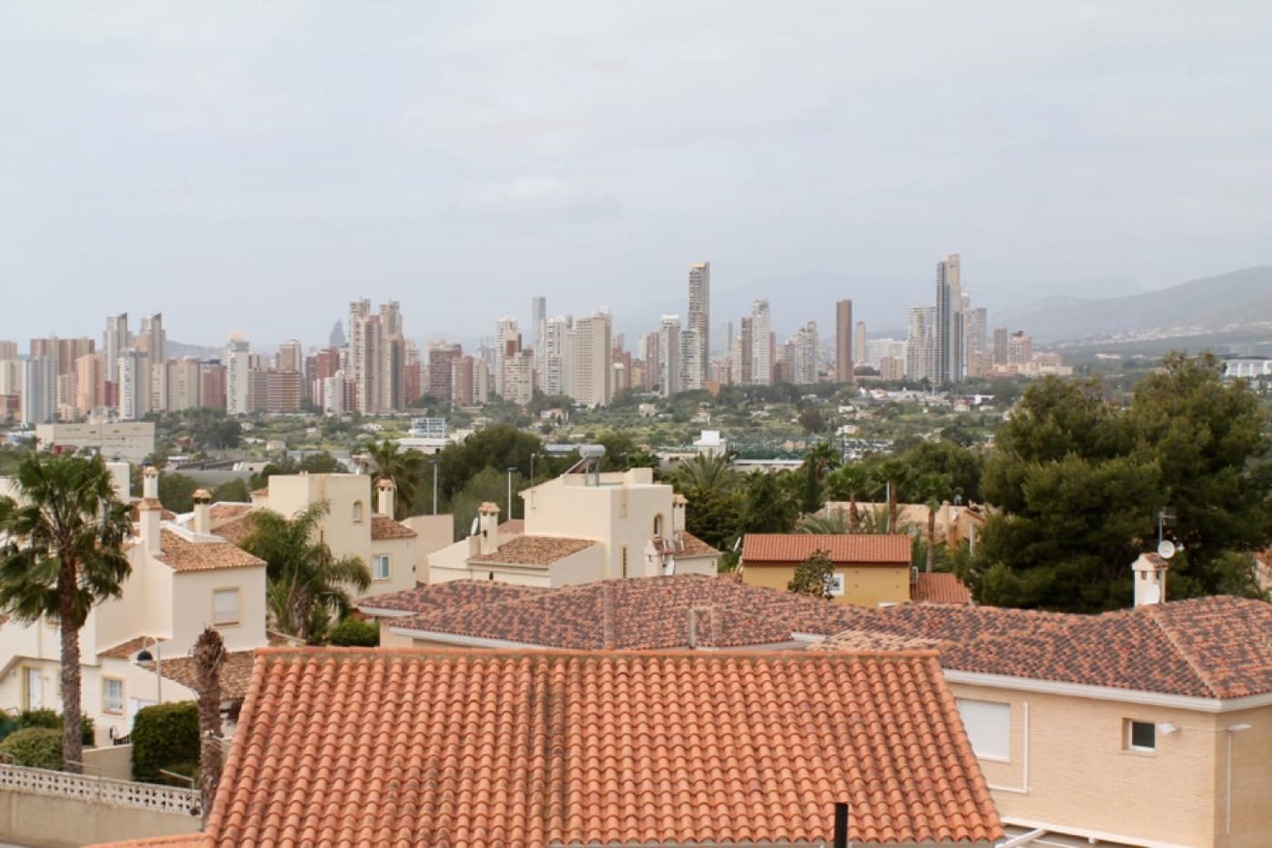 6 quarto Moradia para venda em Benidorm com piscina garagem - 1 150 000 € (Ref: 9766779)