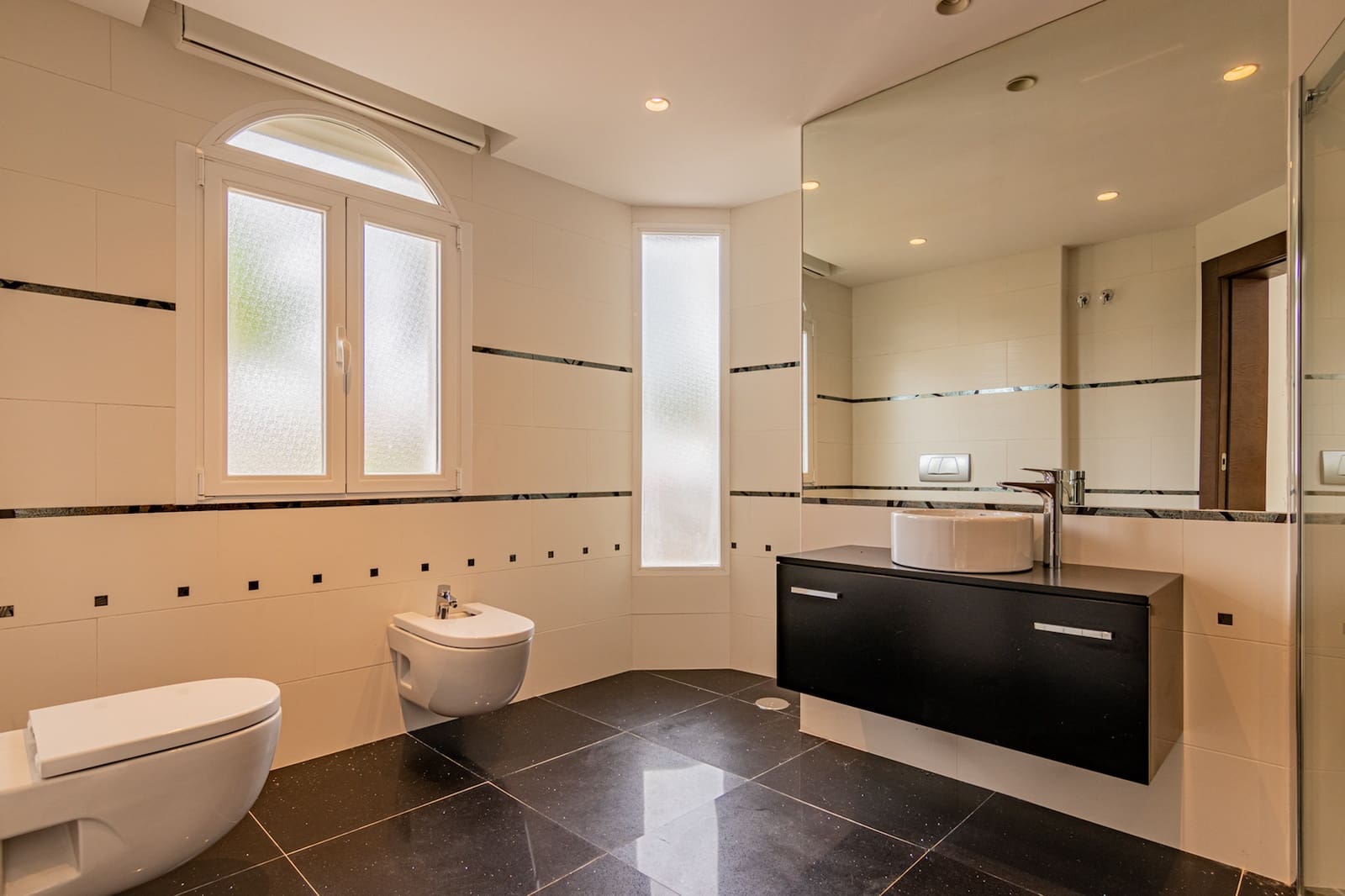 6 slaapkamer Villa te koop in Alfaz del Pi / L'Alfas del Pi met garage - € 1.510.000 (Ref: 9766795)