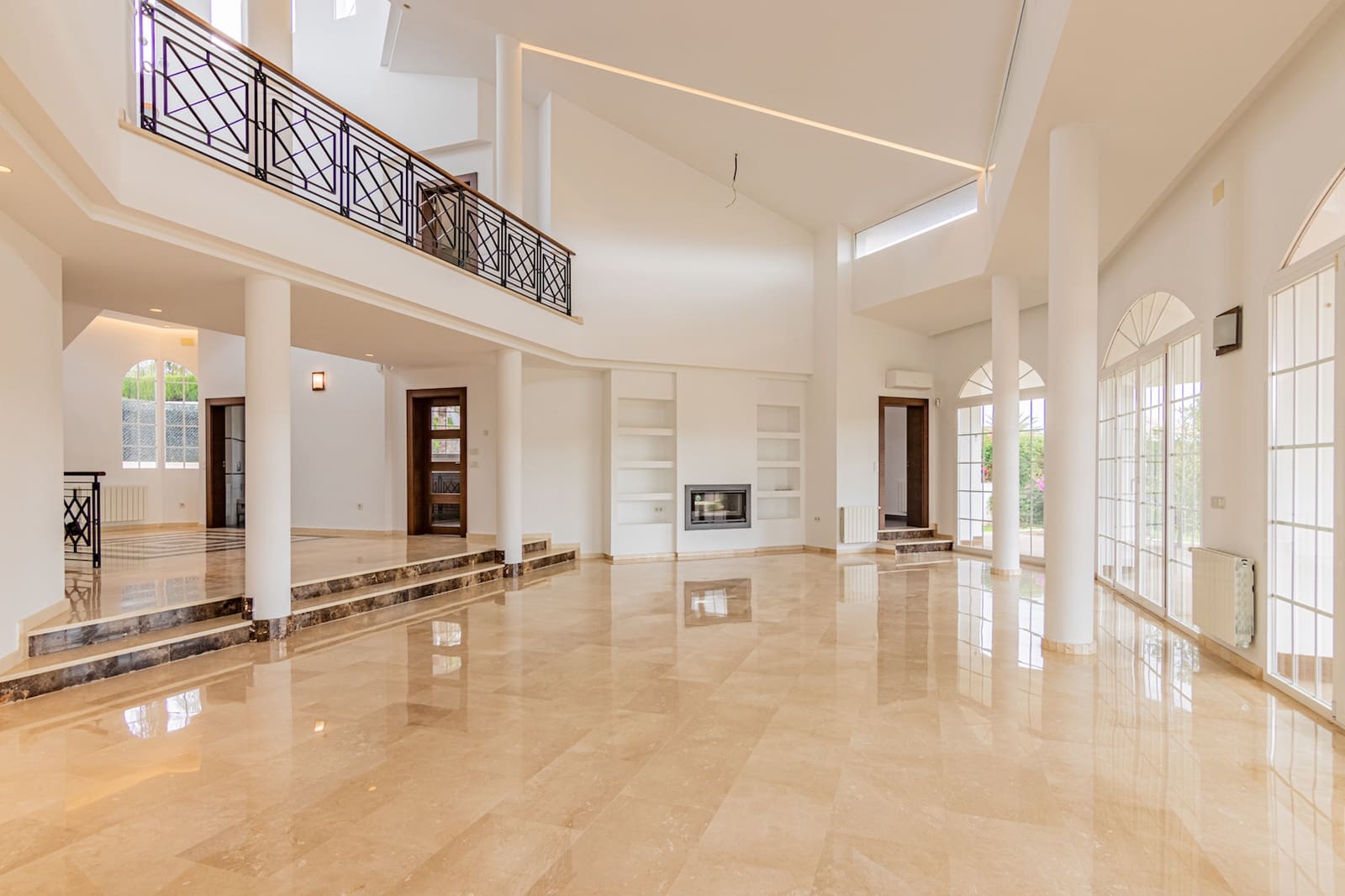 6 slaapkamer Villa te koop in Alfaz del Pi / L'Alfas del Pi met garage - € 1.510.000 (Ref: 9766795)