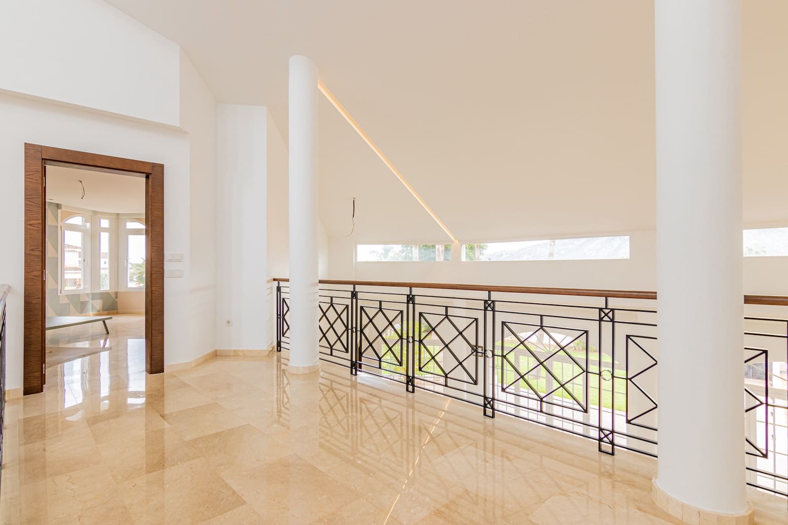 6 slaapkamer Villa te koop in Alfaz del Pi / L'Alfas del Pi met garage - € 1.510.000 (Ref: 9766795)