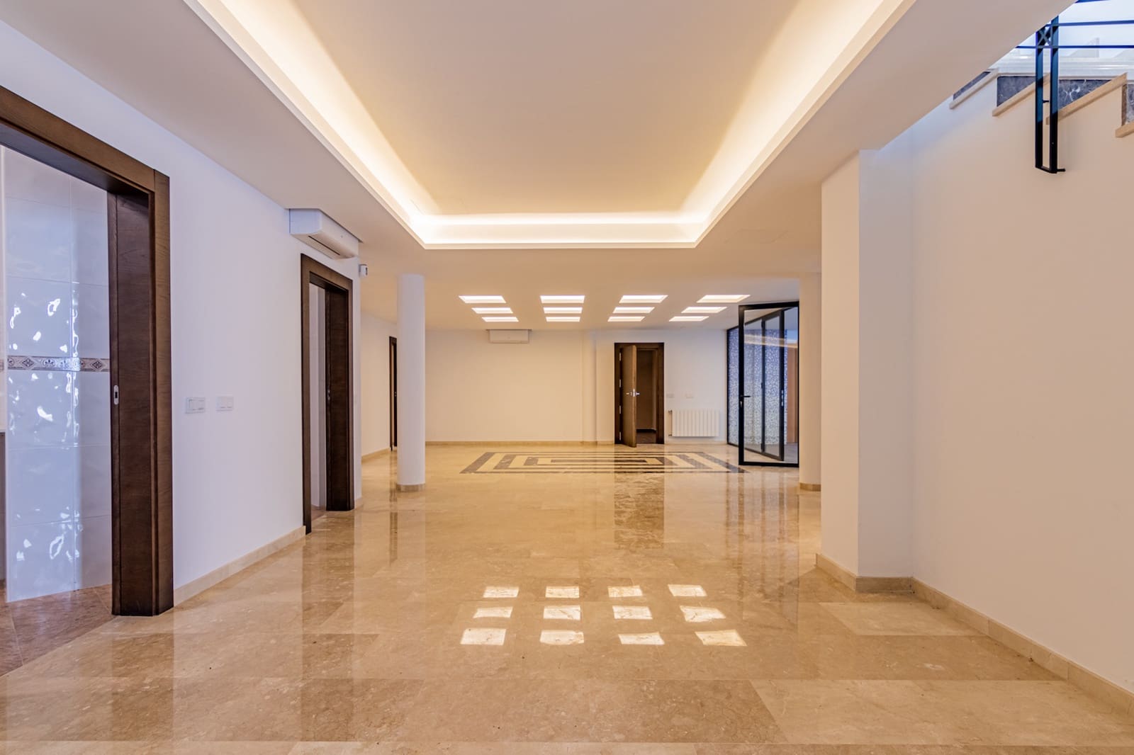 6 slaapkamer Villa te koop in Alfaz del Pi / L'Alfas del Pi met garage - € 1.510.000 (Ref: 9766795)