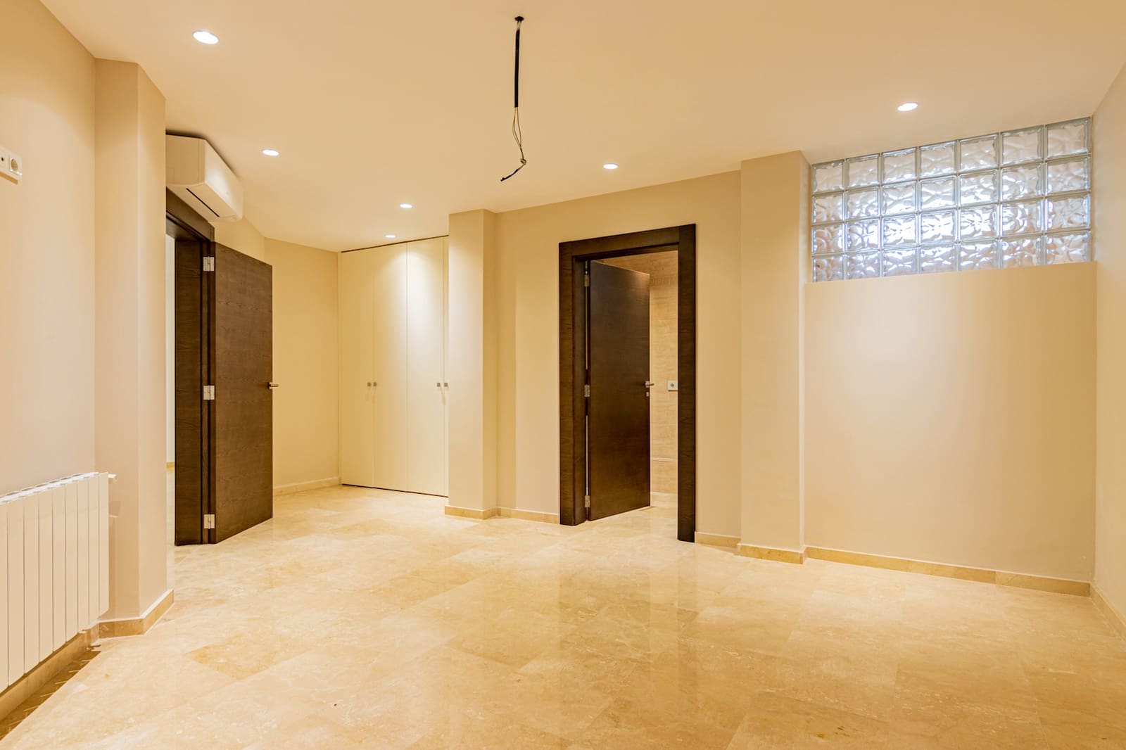 6 slaapkamer Villa te koop in Alfaz del Pi / L'Alfas del Pi met garage - € 1.510.000 (Ref: 9766795)