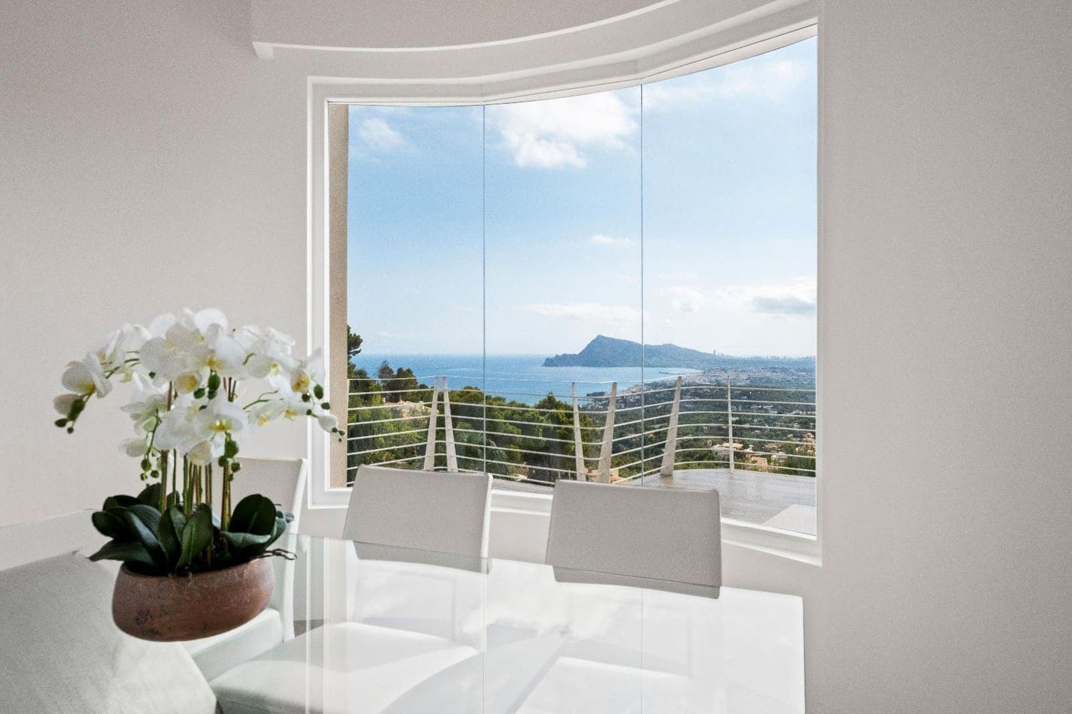 4 bedroom Villa for sale in Altea - € 1,750,000 (Ref: 9766796)