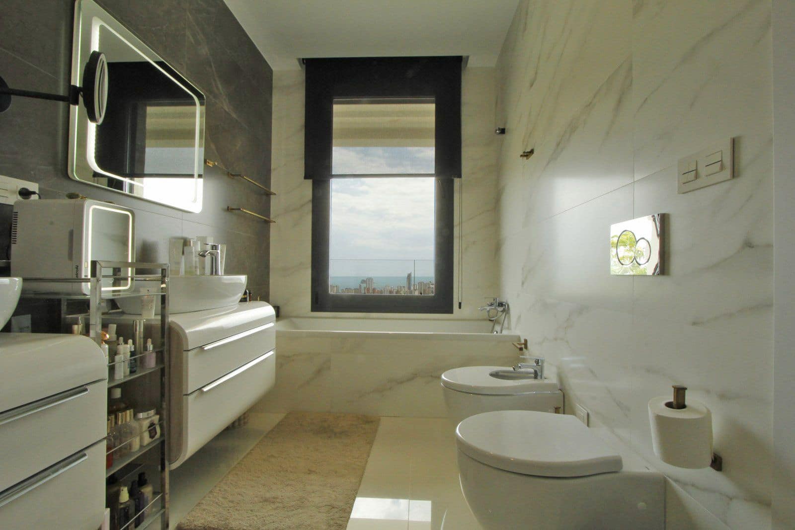 5 bedroom Villa for sale in Altea - € 2,100,000 (Ref: 9766799)